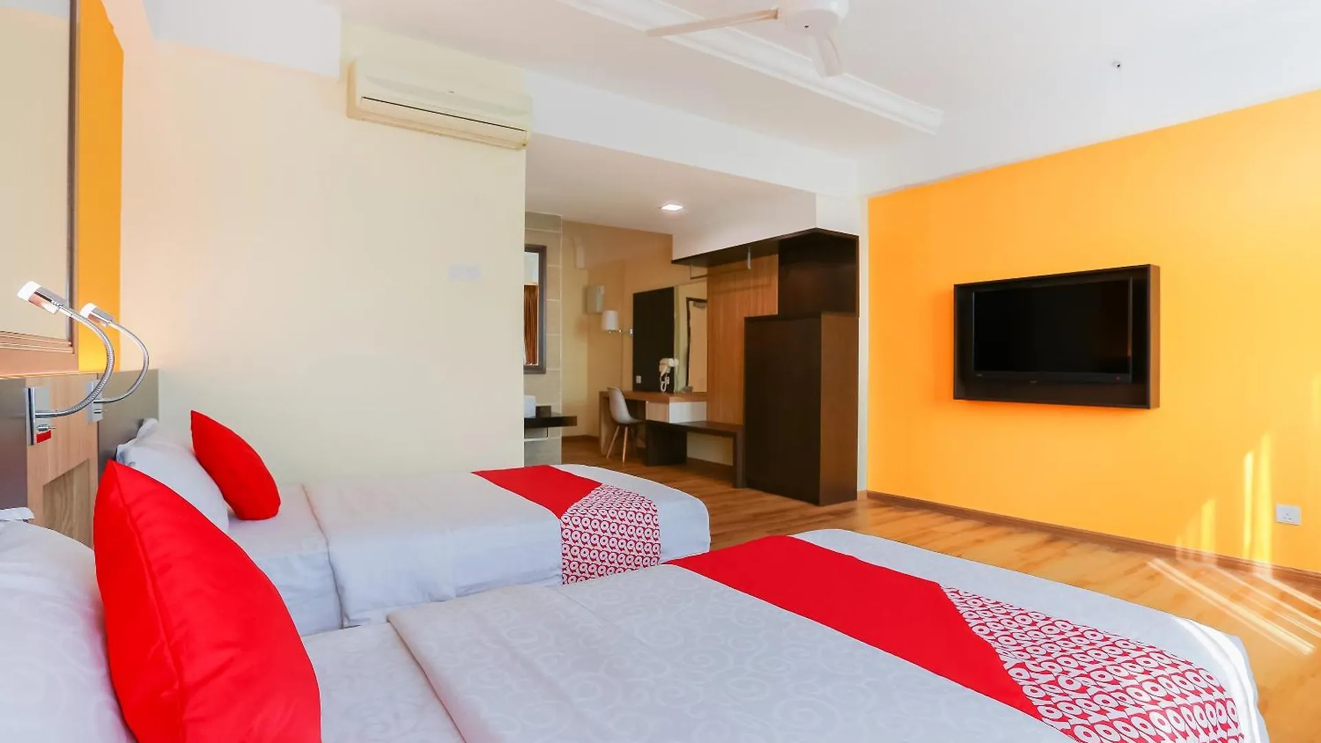 Collection O Hotel Super Cowboy Malacca Malaysia
